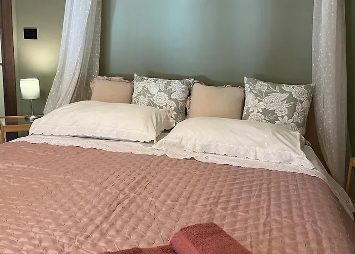 La Casa Di Eleonora Daire Roccabruna